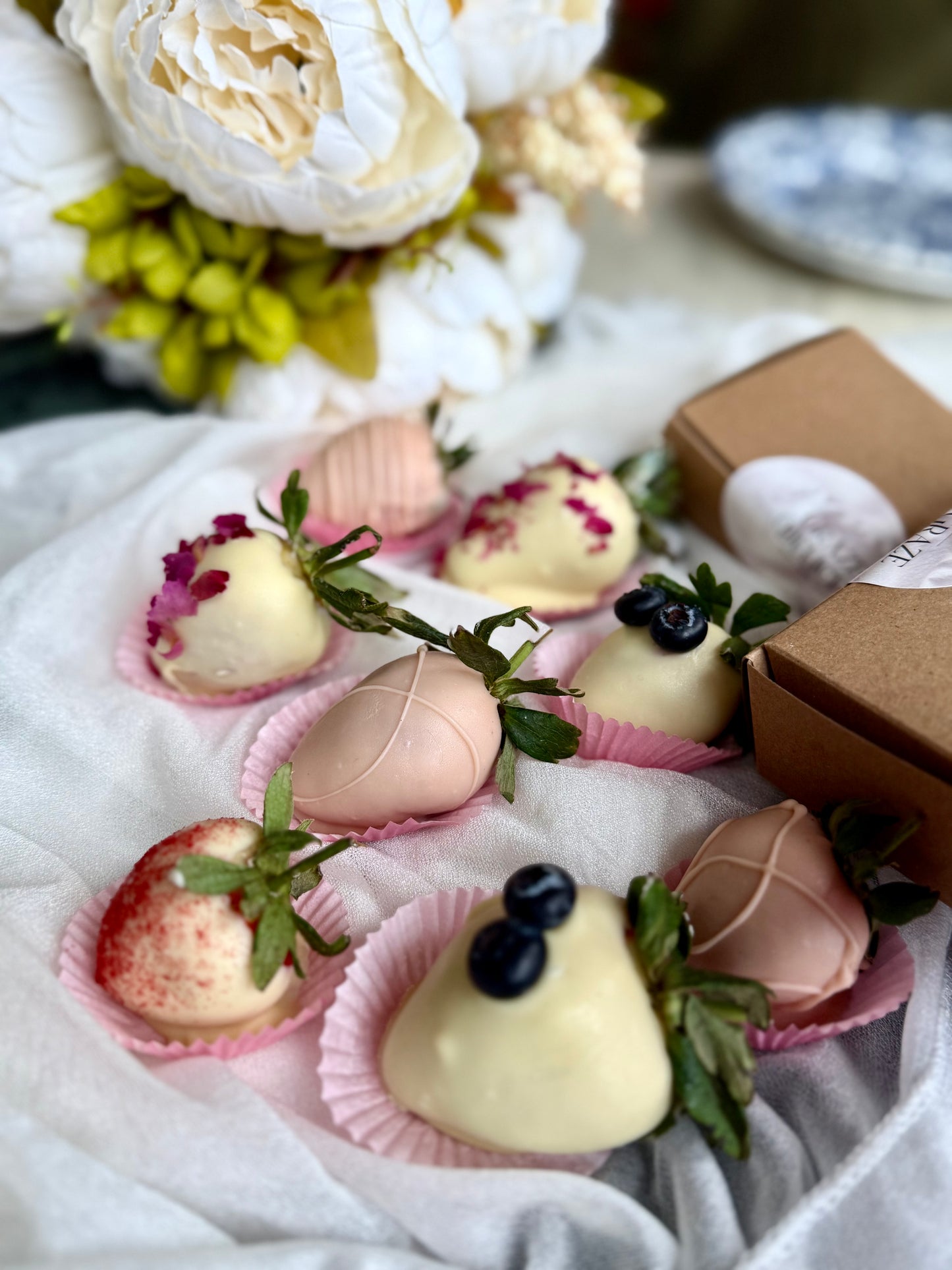 Share the Love - Limited Edition (with complimentary chocolate covered strawberries)